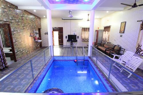 Orange Orchid 6BHK Private Pool Villa in Marakkānam