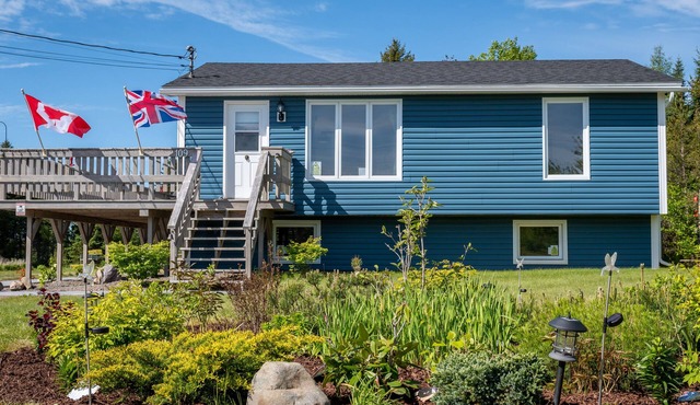 Perfect getaway for the outdoor adventurer or relaxation @seaglasscottagehfh in St Martins