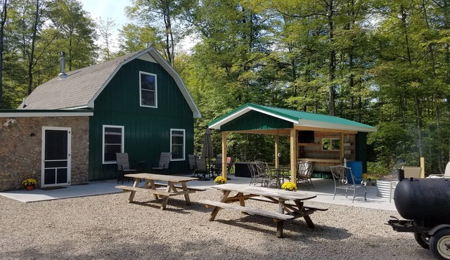 Petoskey - Enjoy the great outdoors from the Cozy and peaceful cabin! in Petoskey