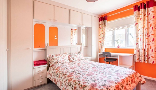 PRIVATE BEDROOM 1 in Kilnamanagh Dublin 24 in Kilnamanagh