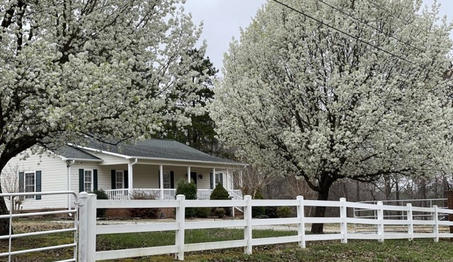 Quiet 2 Bedroom Home in Thomasville