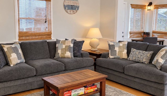 Relaxed Coastal Living in the Heart of the Outer Banks in Kill Devil Hills