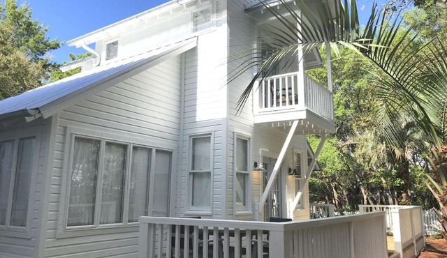 Sea Shack - 128 Tupelo Street by Dune Vacation Rentals in Santa Rosa Beach