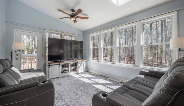 Secluded Haven, Minutes from UNC Chapel Hill and Carrboro in Chapel Hill
