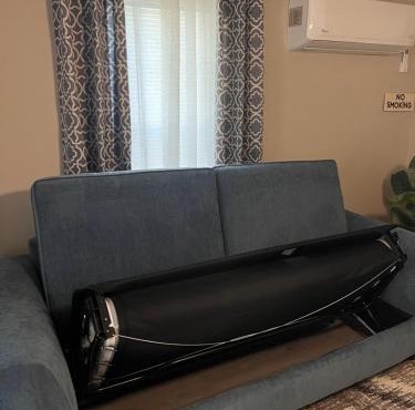 Skipper Apt #4 in Rockingham
