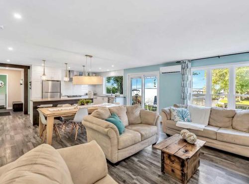 Spa & WaterFront - Chalet Beau-Lac de Campagne in Saint-Anicet