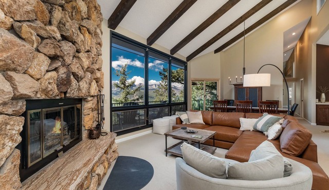 The Cedars Vacation Home at Windcliff in Estes Park