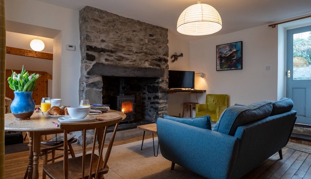 Ty Bach - sleeps 2 guests in 1 bedroom in Llanberis