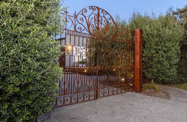 Capella Villa No Linen Blairgowrie 