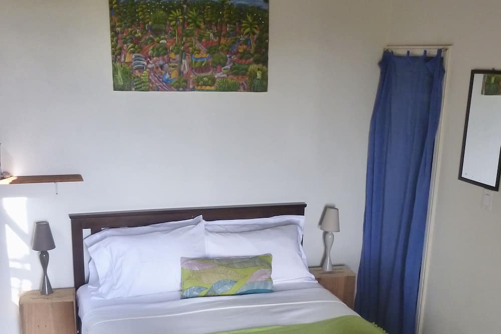 Photo of Bedroom in Pond Hill
