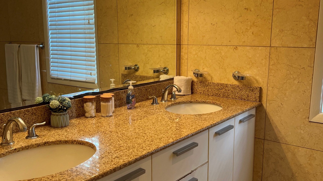 Photo of Bathroom in Cotton Ground