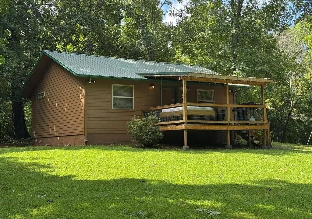 Photo of Outdoor in Harriet