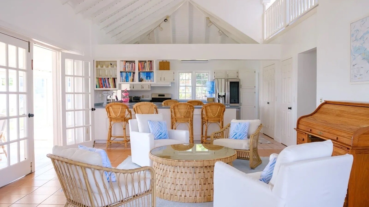 Photo of Livingroom in Charlestown