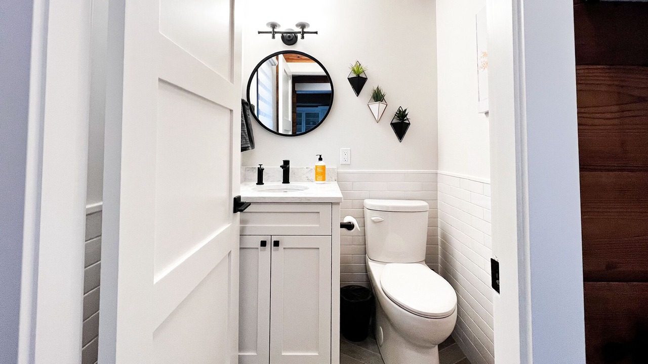 Photo of Bathroom in Bragg Creek
