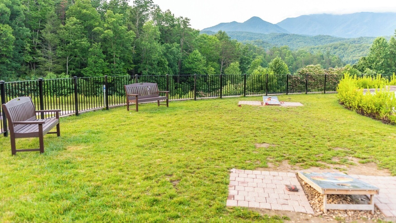 Photo of Others in Gatlinburg
