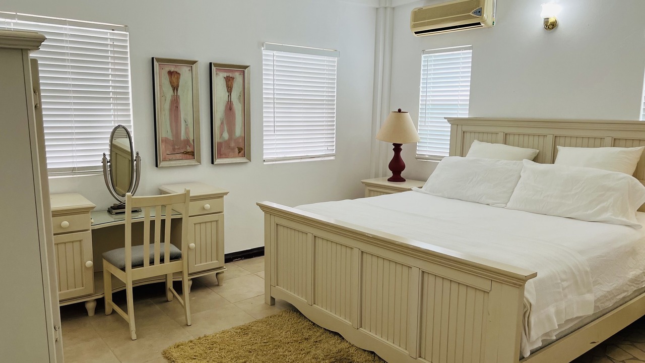 Photo of Bedroom in Frigate Bay