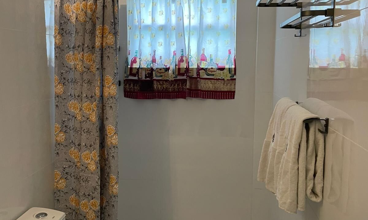 Photo of Bathroom in Frigate Bay