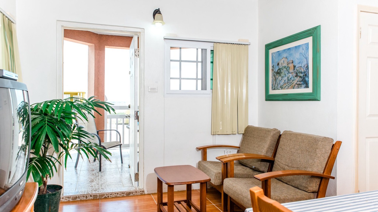 Photo of Livingroom in Frigate Bay