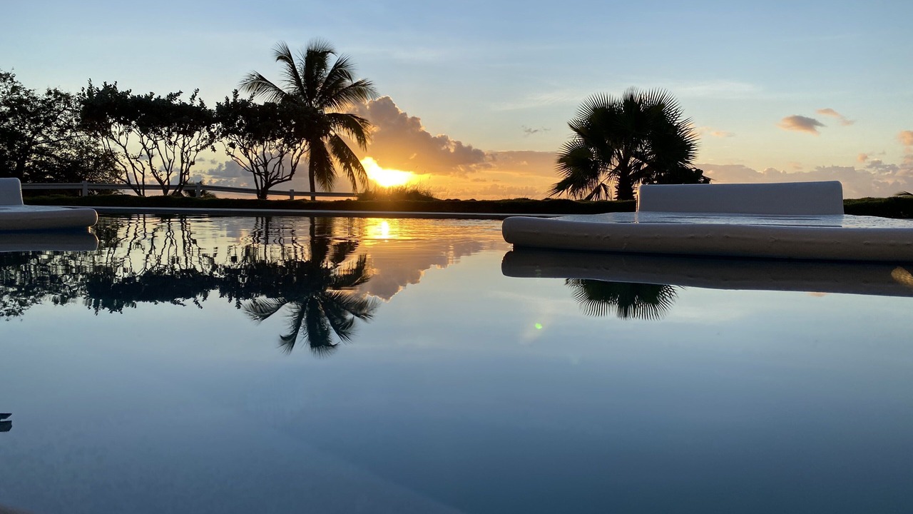 Photo of Outdoor in Cades Bay