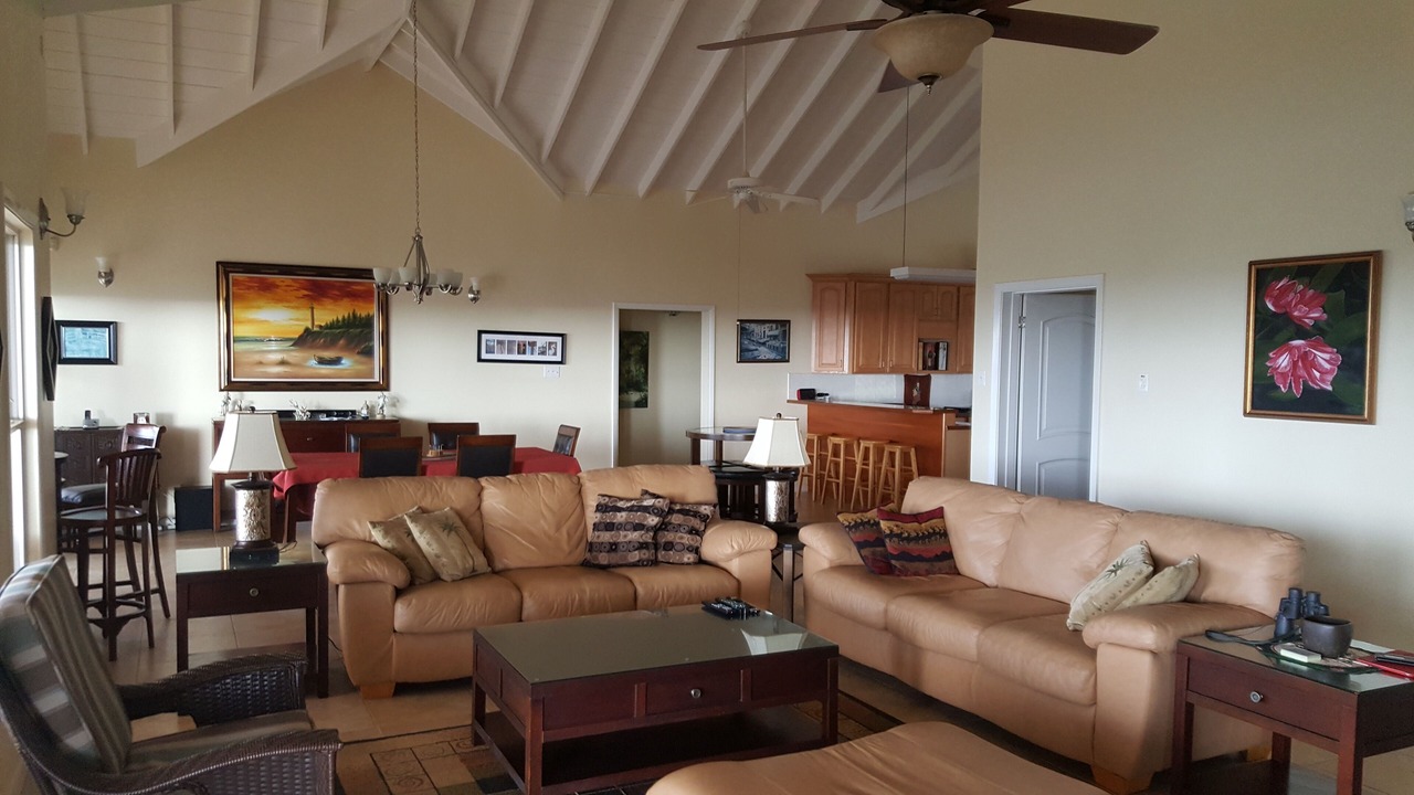 Photo of Livingroom in Frigate Bay