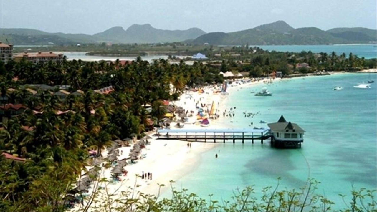 Photo of Others in Dickenson Bay
