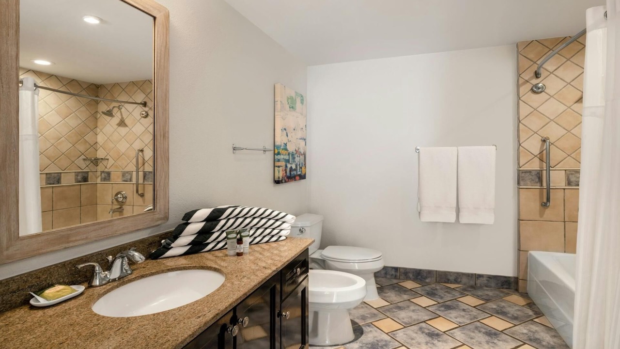 Photo of Bathroom in Kittian Village