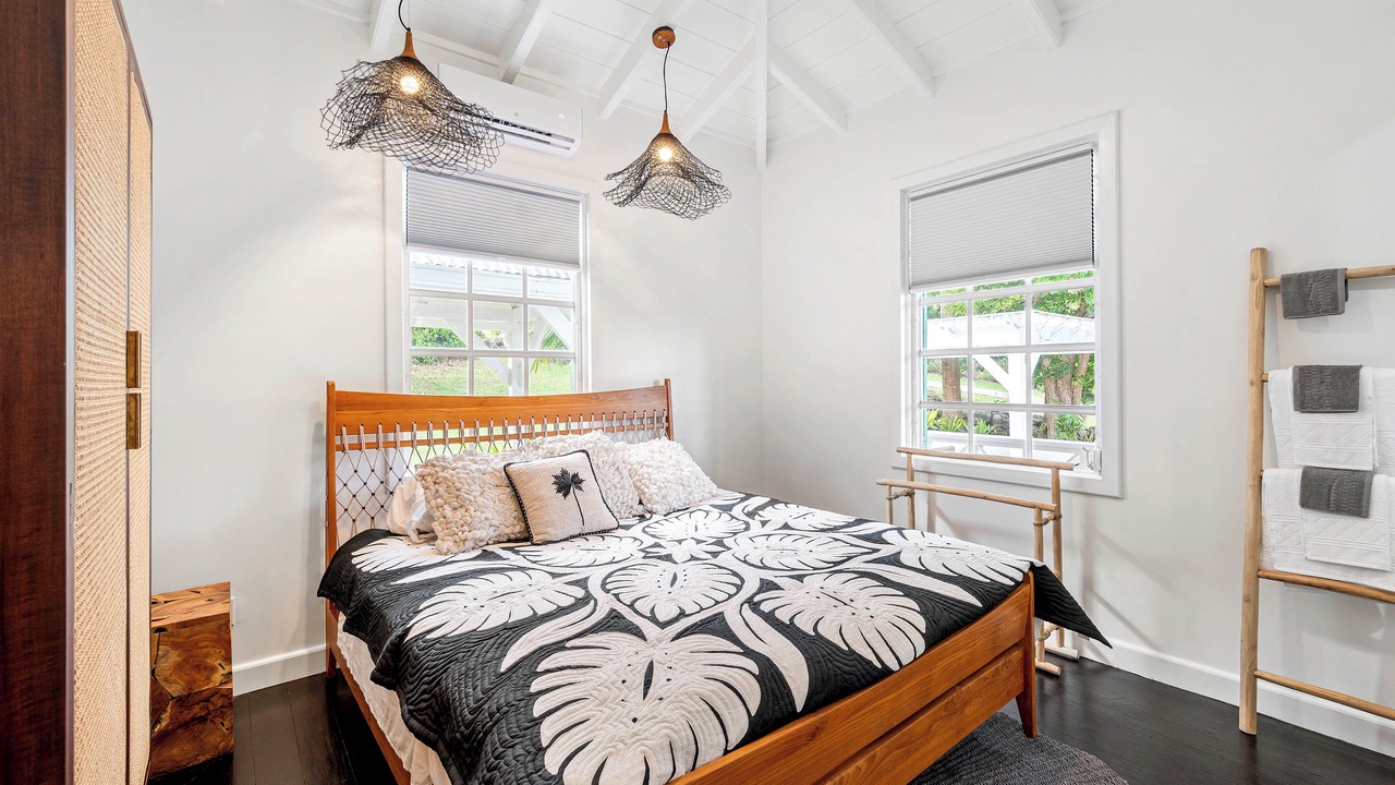Photo of Bedroom in Pond Hill