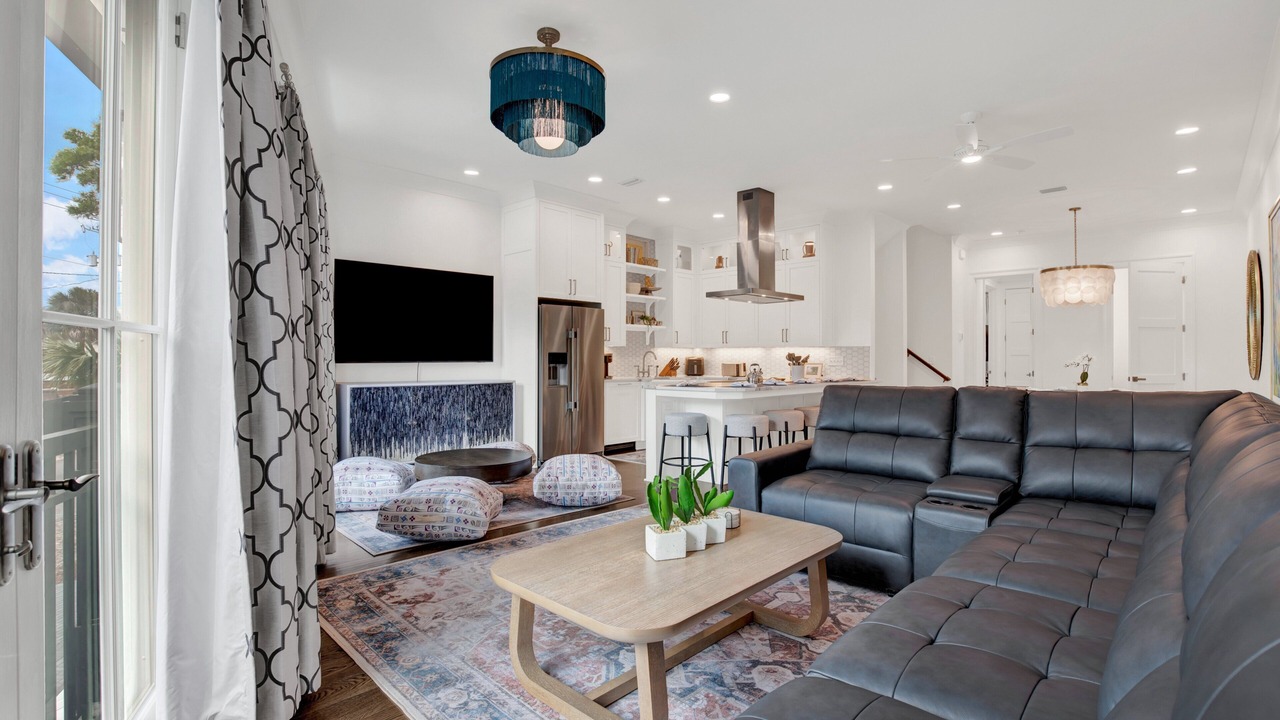 Photo of Livingroom in Tybee Island