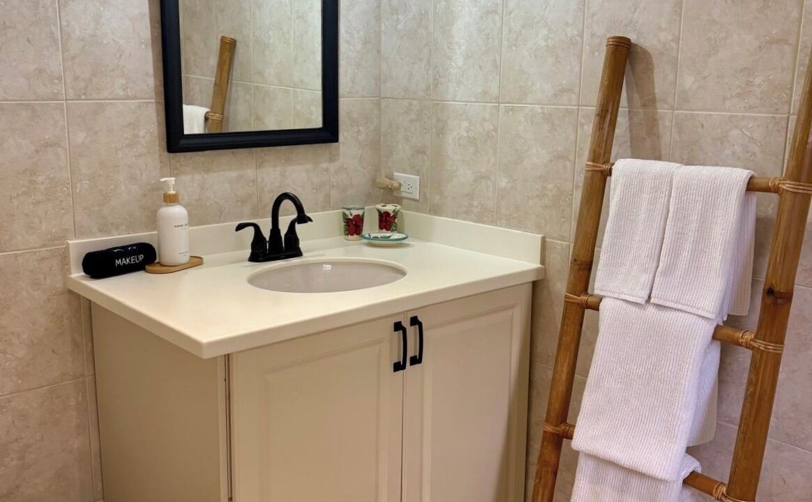 Photo of Bathroom in Barnes Ghaut
