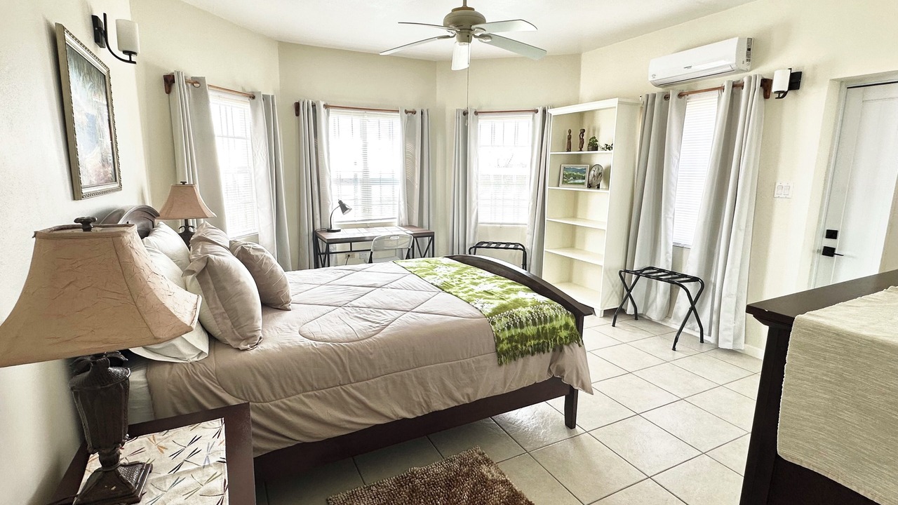 Photo of Bedroom in Frigate Bay