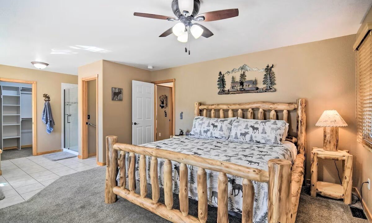 Photo of Bedroom in Estes Park