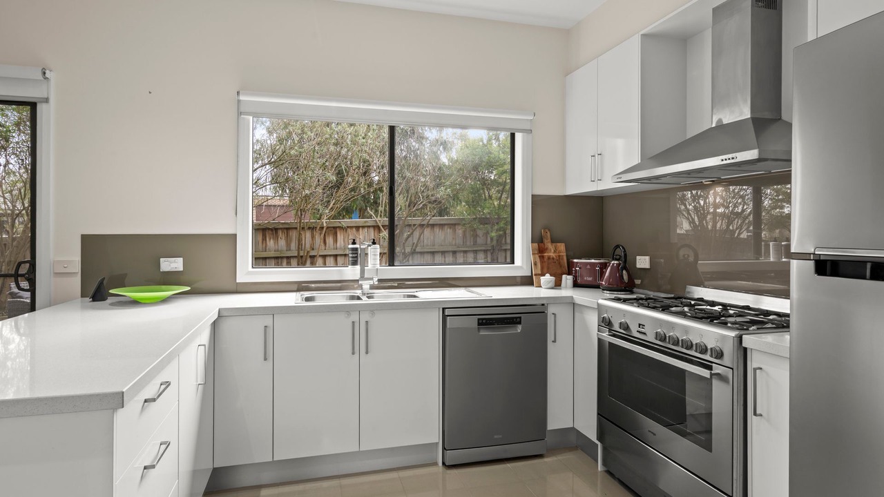 Photo of Kitchen in Indented Head