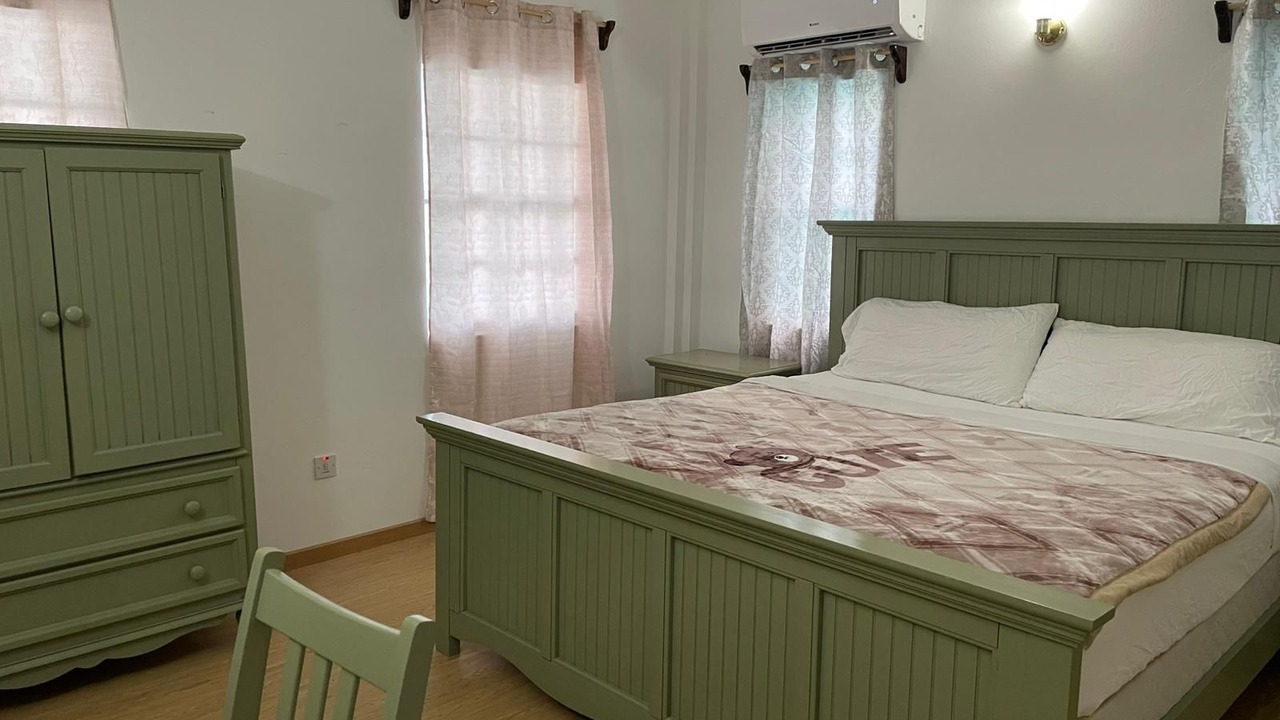 Photo of Bedroom in Frigate Bay