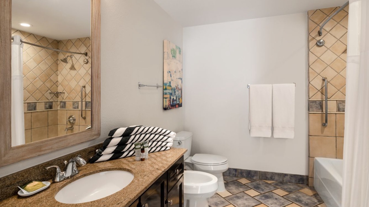 Photo of Bathroom in Kittian Village