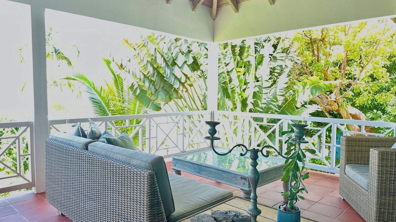 Photo of Outdoor in Pond Hill