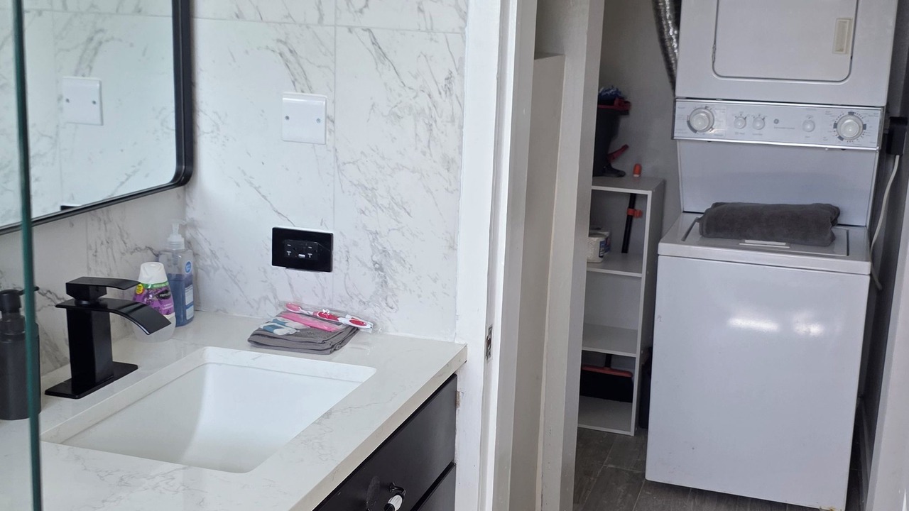 Photo of Bathroom in Ogees