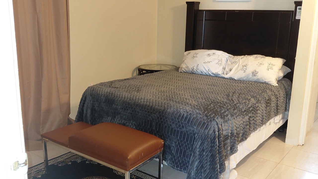 Photo of Bedroom in Frigate Bay