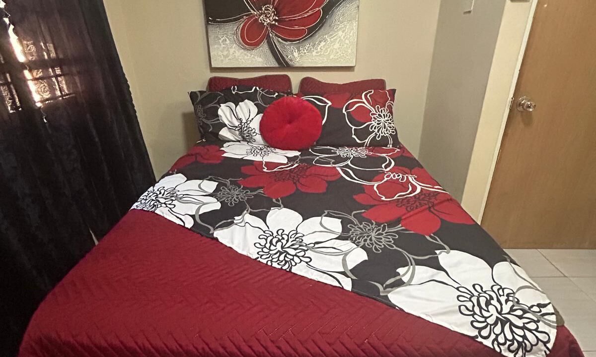 Photo of Bedroom in Frigate Bay