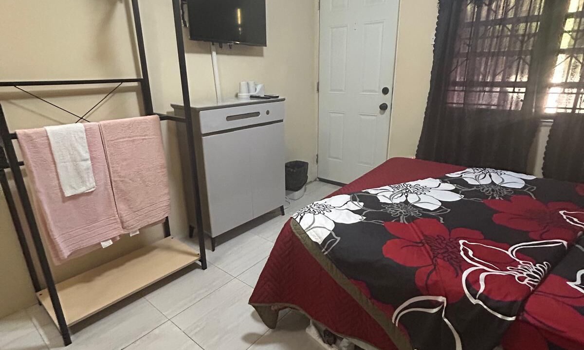 Photo of Bedroom in Frigate Bay