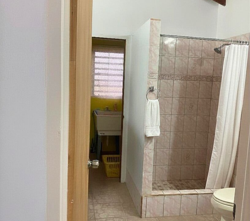 Photo of Bathroom in Gingerland