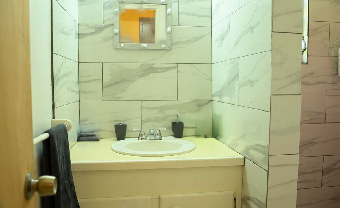 Photo of Bathroom in Gingerland