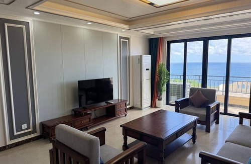 Challengers Hostel | Seaview Garden