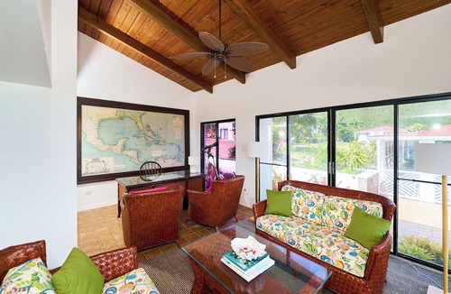 Newcastle Hotel | Mount Nevis Hotel