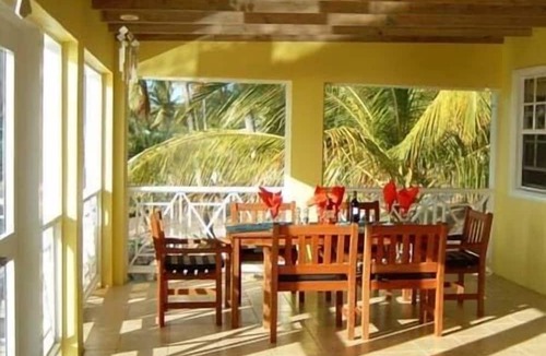 Barnes Ghaut Villa | Yellow Bird Villa