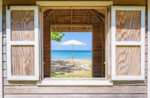Pond Hill Resort | Montpelier Nevis