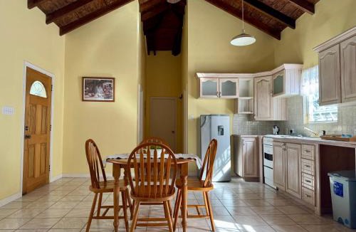 Cotton Ground House | Cotton Heights Guest House