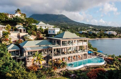 Cliffdwellers Villa | Beautiful 3 story 8,000 sq ft Oceanside Mansion