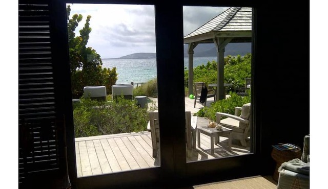 PRIVATE Luxury Oceanfront Beach Bungalow w Exclusive Club Resort Access & Tennis