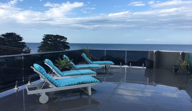 Starhaven Retreat in Indented Head