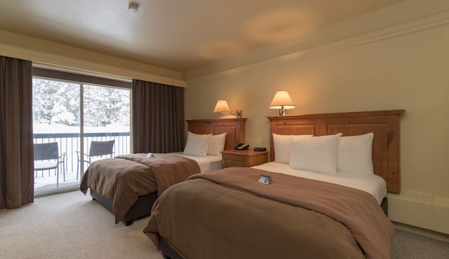 Deer Lodge in Lake Louise